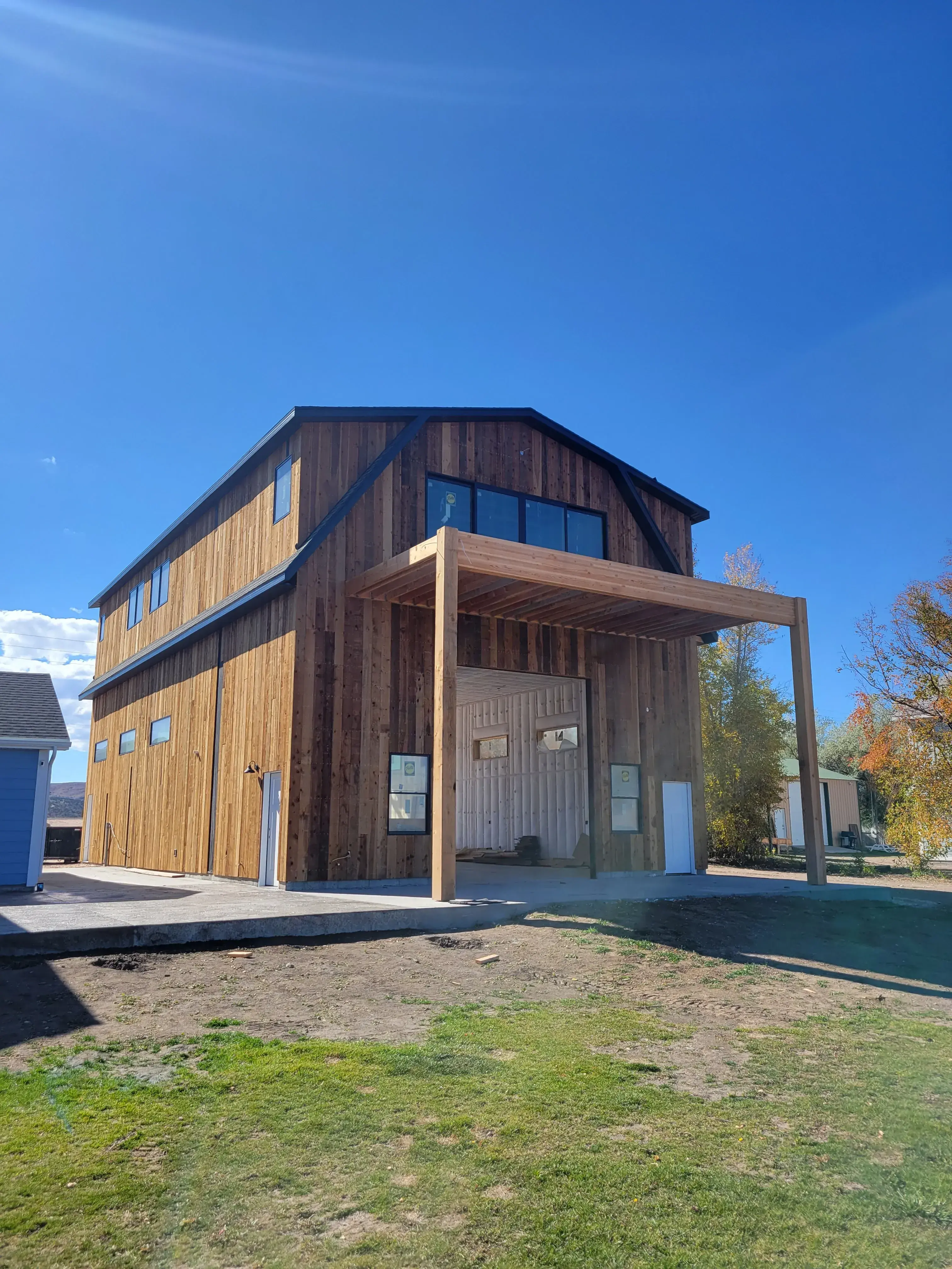 Modern timber barn house by HRF Customs